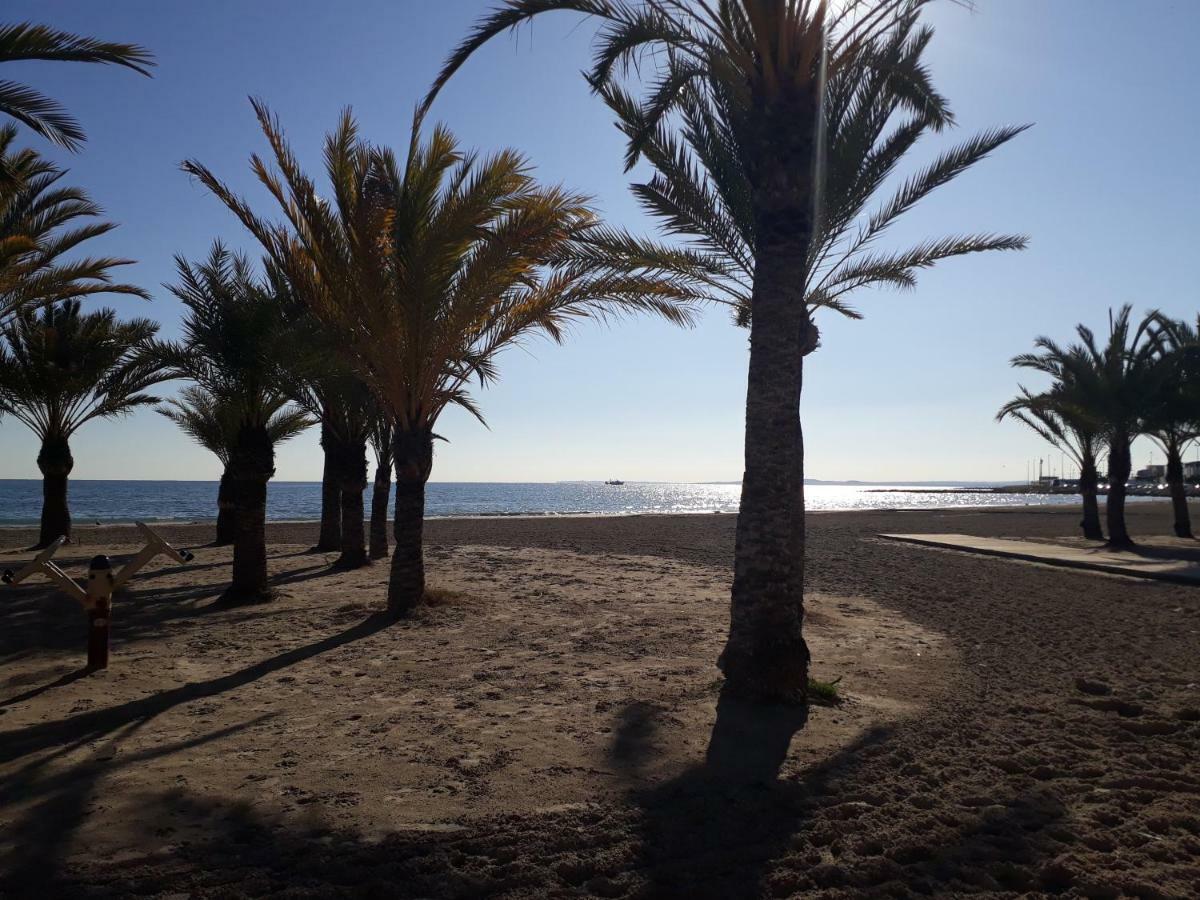 2 Bedroom'S Flat On The Beach, City Center, 1 Line Santa Pola Esterno foto